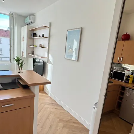 Appartement Cosy Cocoon Place Massena Nice
