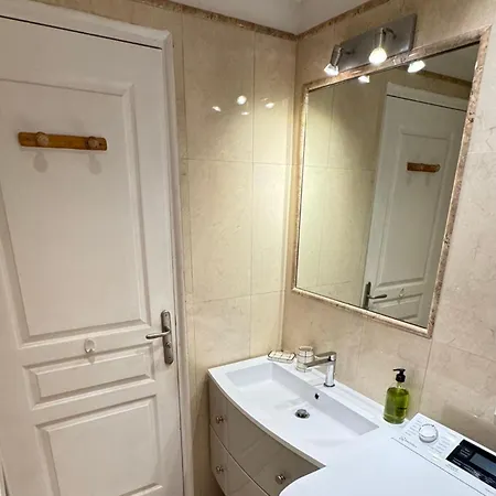 Appartement Cosy Cocoon Place Massena Nice