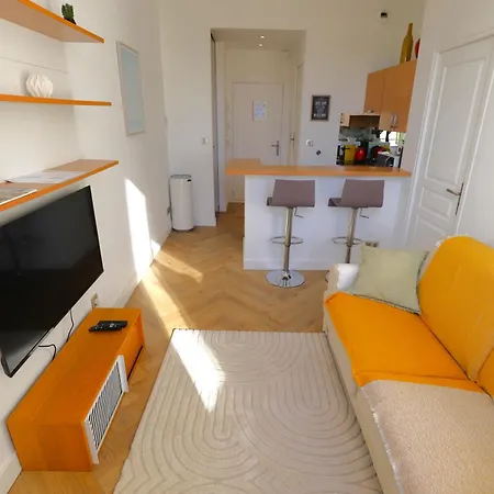 Апартаменты Cosy Cocoon Place Massena Ницца